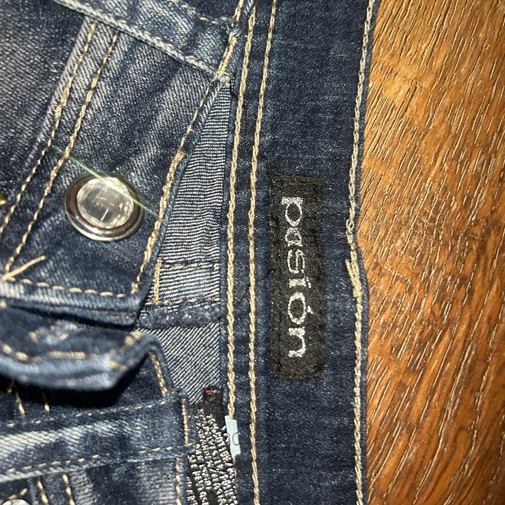 Women’s Blue Jeans with rhinestones